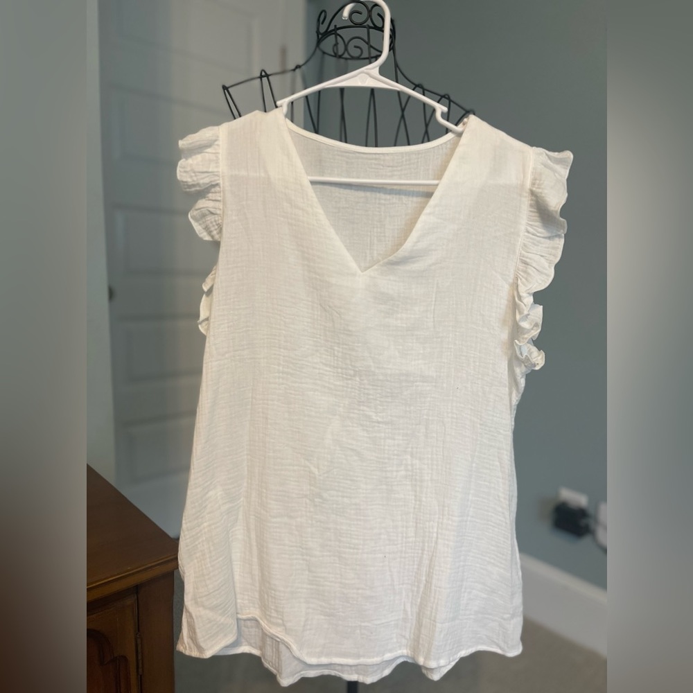 Ruffle Sleeveless Top